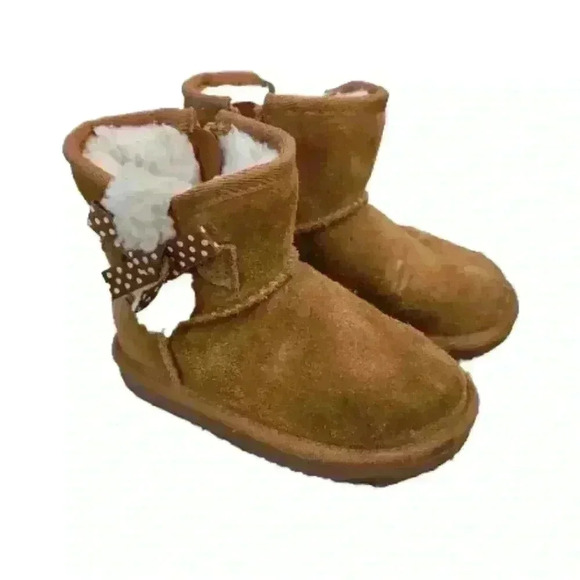 Ugg Kids Tan Victoria Mini Dots Suede Boots 8 - Picture 2 of 15